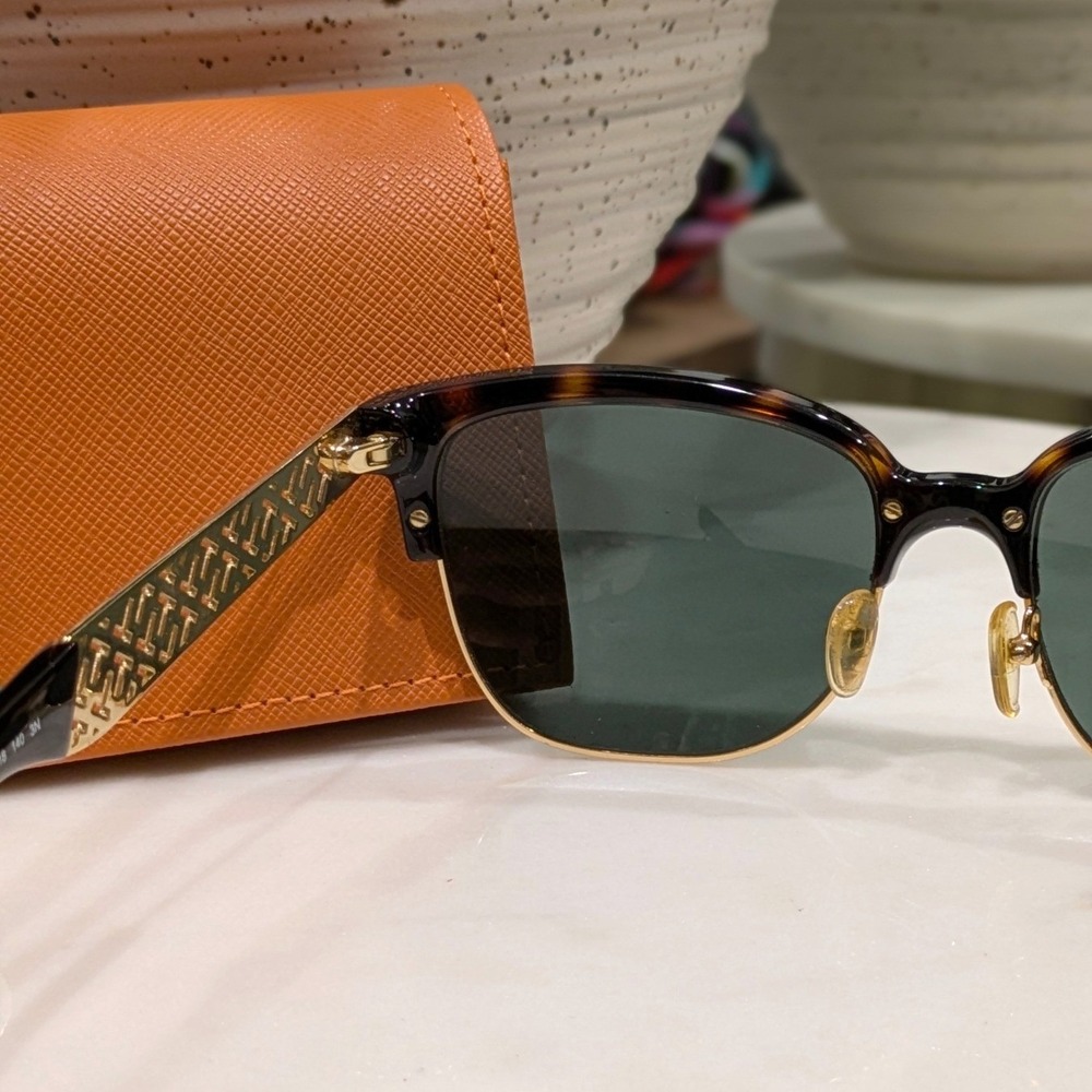 Tory Burch Sunglasses with Case Authentic Tortoise Gold Square Frames TY6032 - Picture 6 of 13